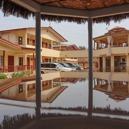 Paloma Guest House ケネマ エクステリア 写真
