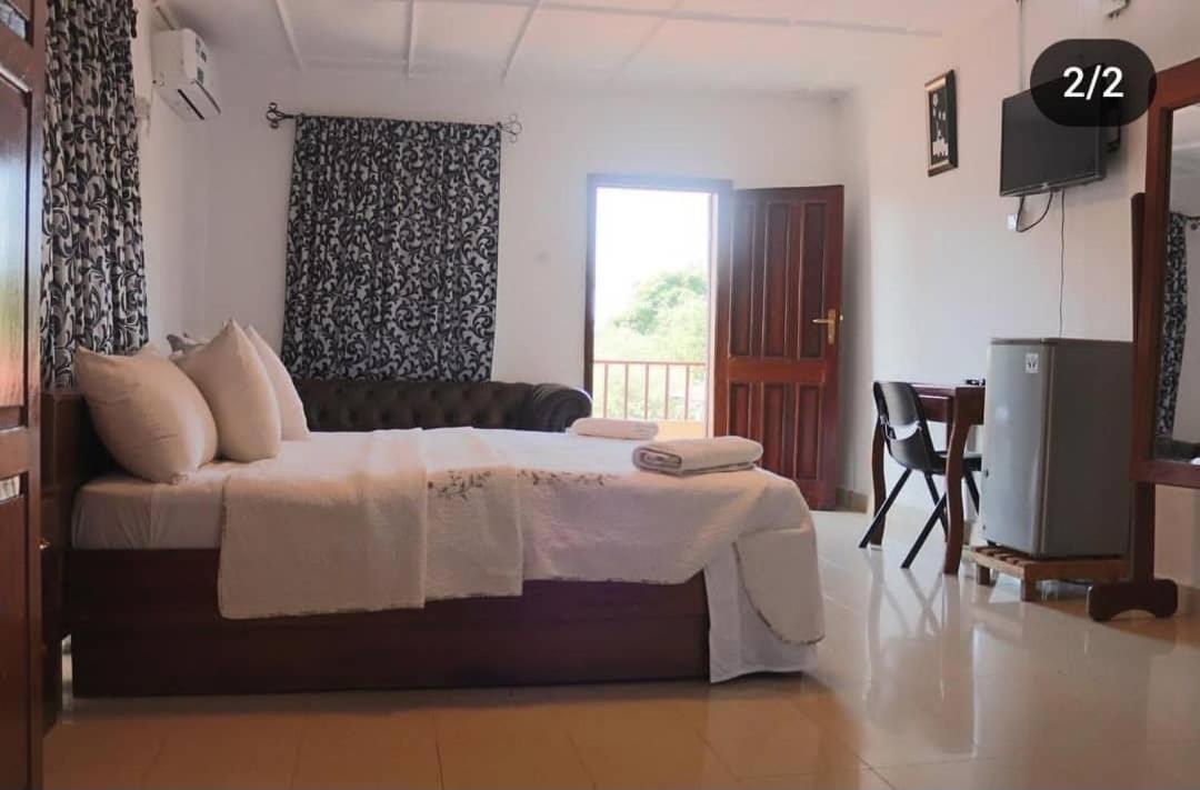 Paloma Guest House ケネマ エクステリア 写真