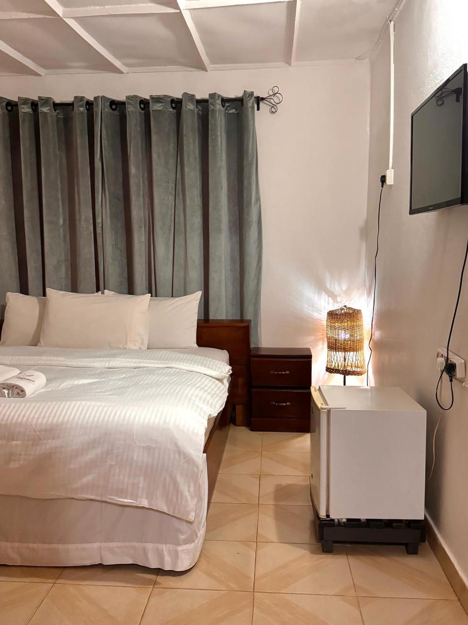 Paloma Guest House ケネマ エクステリア 写真