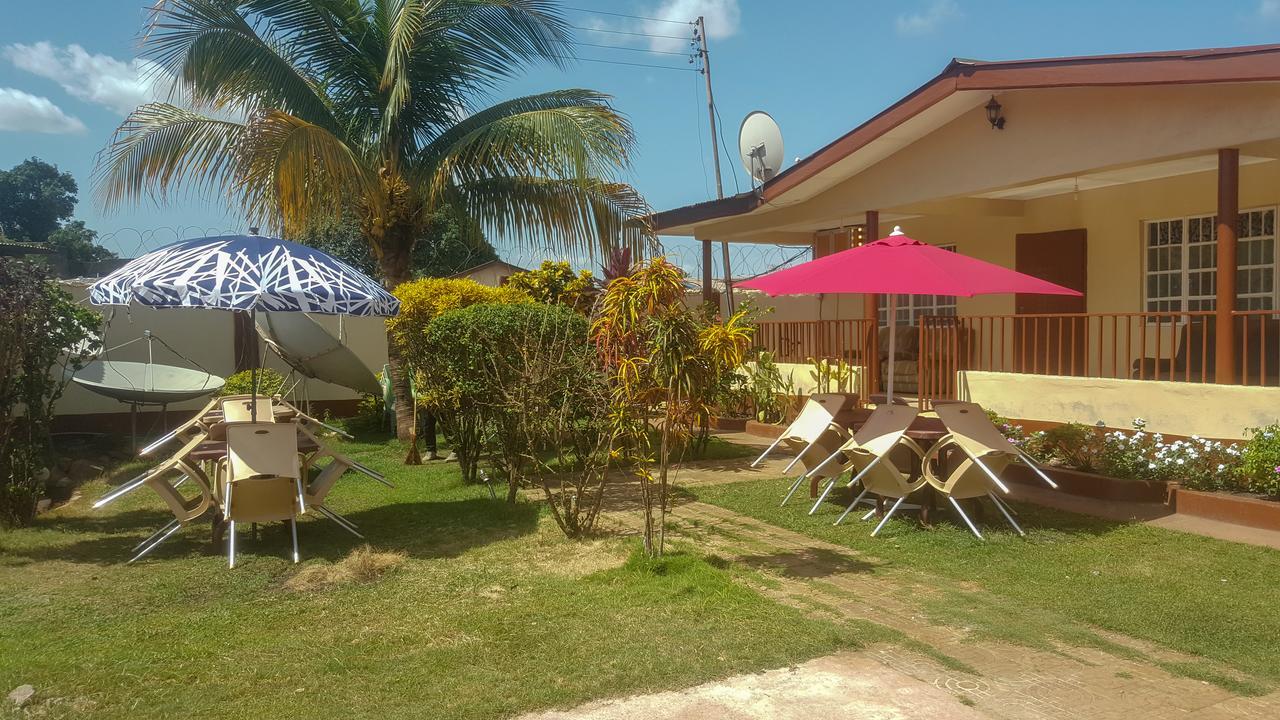 Paloma Guest House ケネマ エクステリア 写真